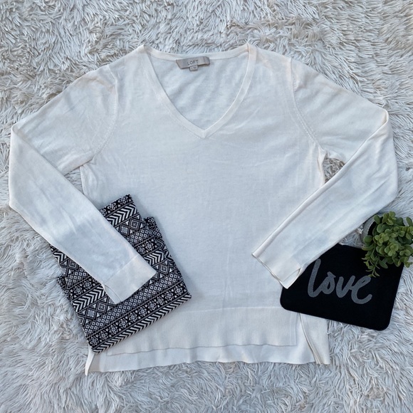Loft V-neck Sweater 💗 Ivory - Picture 4 of 15
